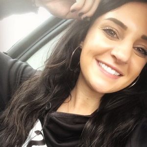 Meet your Posher, Tanielle